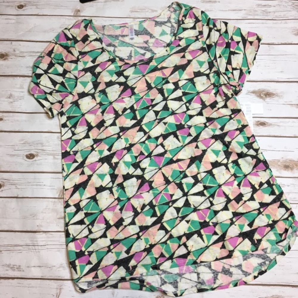 LuLaRoe 2XL Classic T shirt